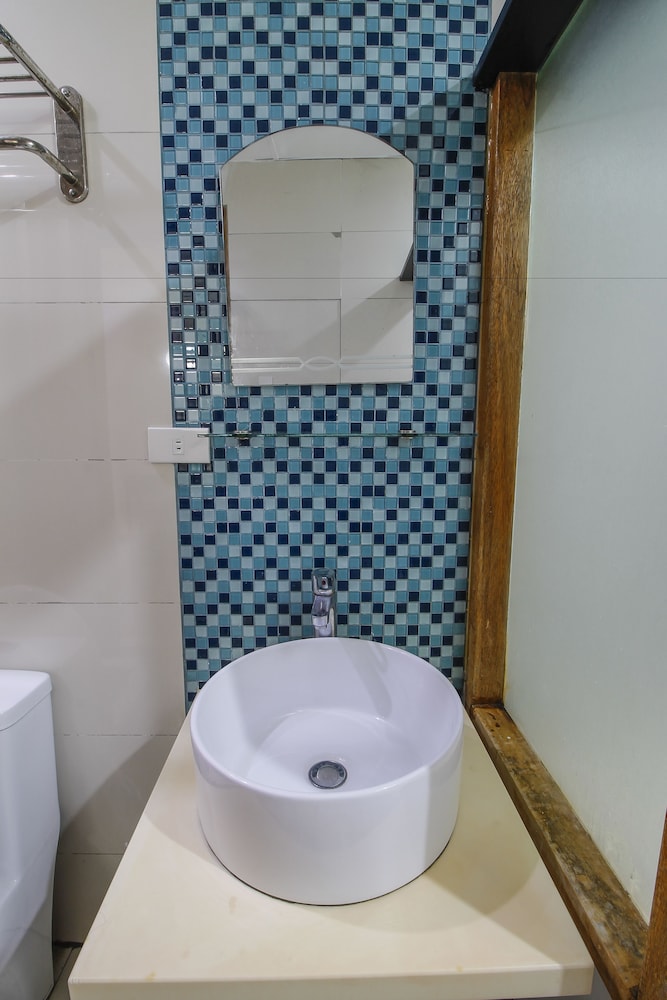 hotel dreamworld araneta cubao