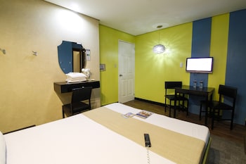 hotel dreamworld araneta cubao