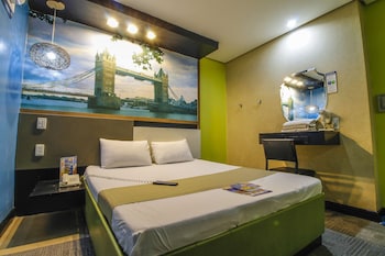 hotel dreamworld araneta cubao
