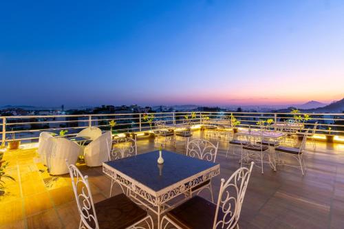 hotel the celebration by amod