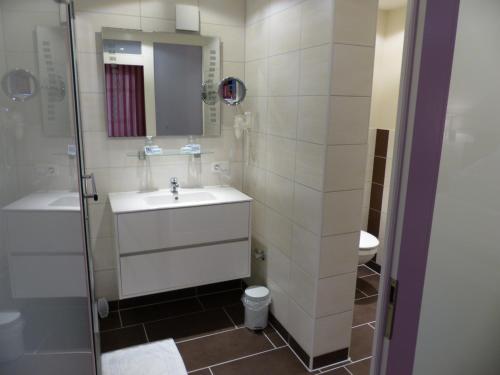 city hotel by celina