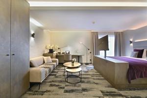Van Der Valk Hotel Charleroi Airport,Gosselies>>Charleroi,5 star