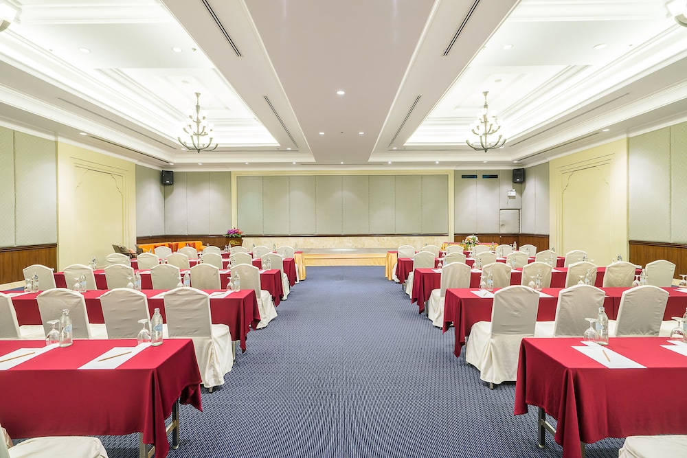 ravindra beach resort and spa