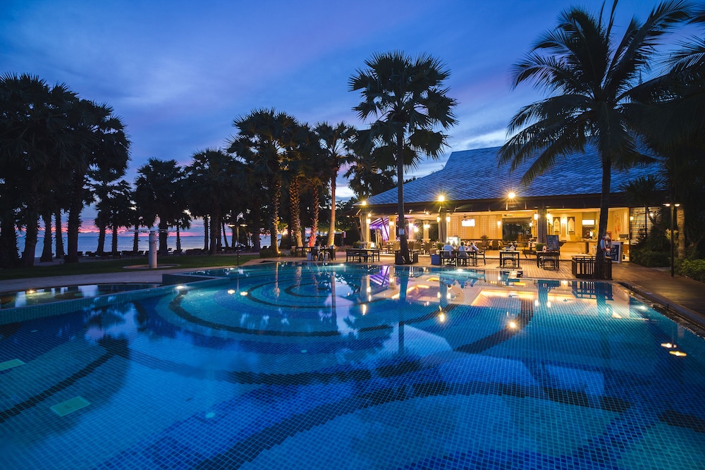ravindra beach resort and spa