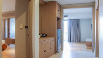 mike garden resort hotel