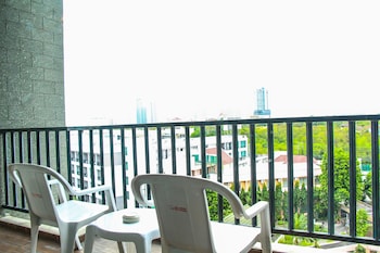 mike garden resort hotel