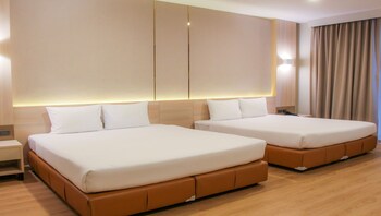 mike garden resort hotel