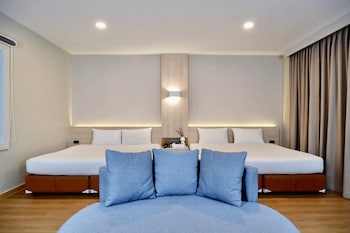 mike garden resort hotel