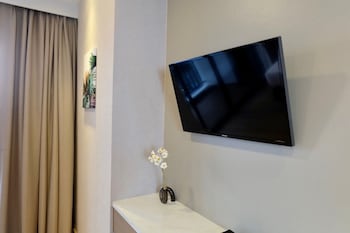 mike garden resort hotel