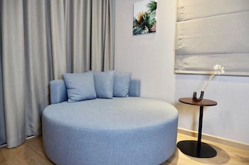 mike garden resort hotel