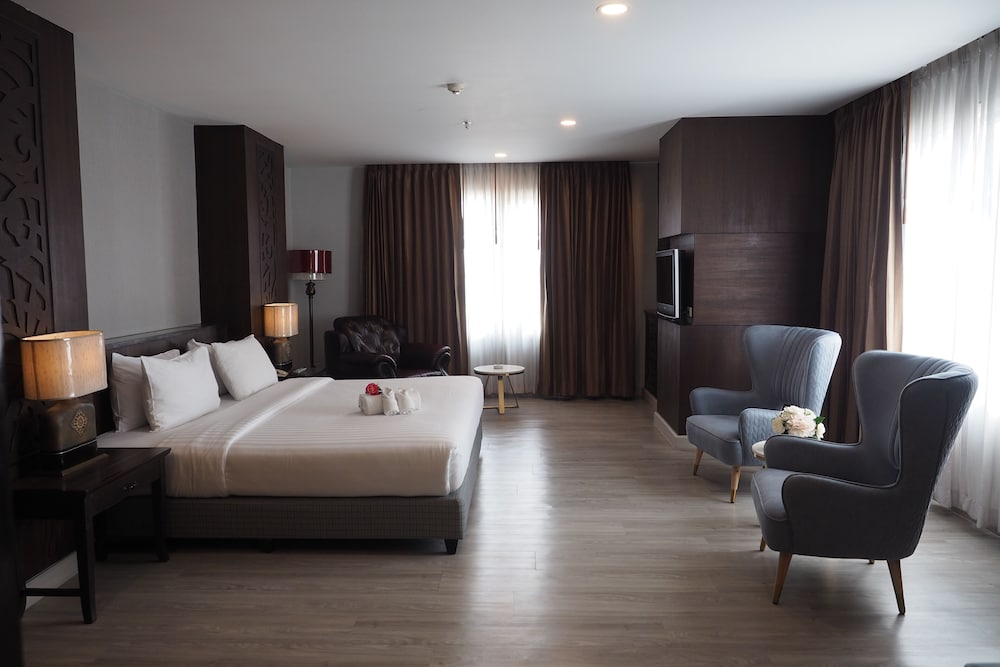 empress pattaya hotel