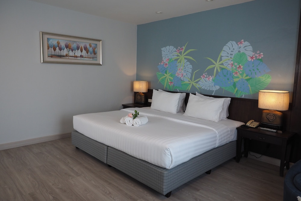 empress pattaya hotel