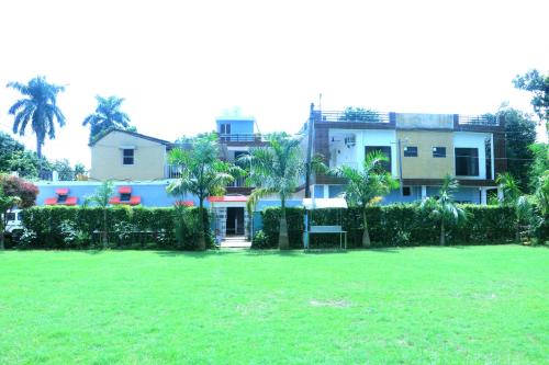 Heartwood Farms Corbett,Ramnagar>>Nainital,3 star