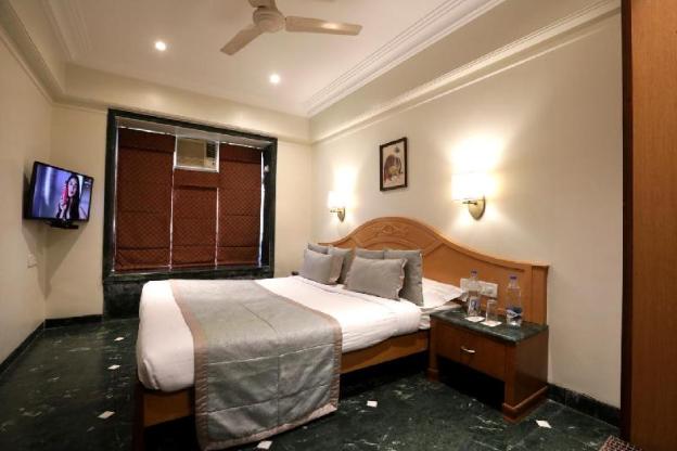 sai leela hotel