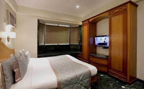 sai leela hotel