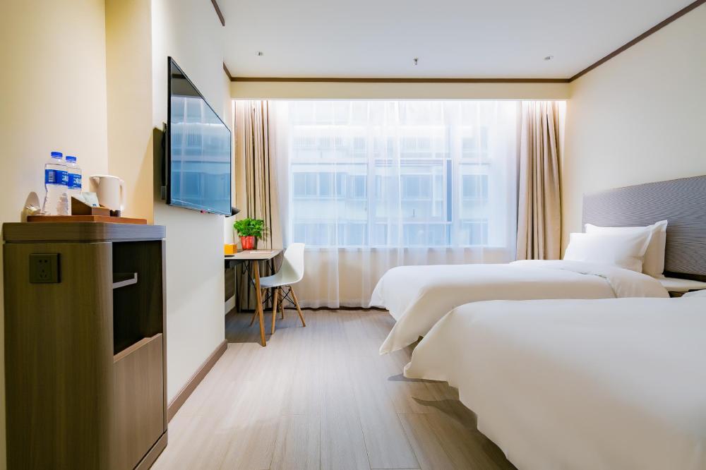 hanting hotel yanan railway station