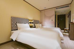 hanting hotel yanan railway station