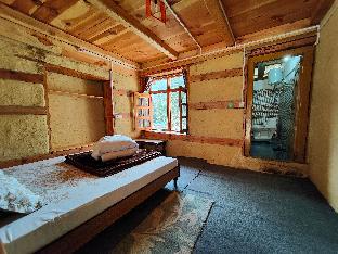 Yalakhom,Kullu>>Kasol,3 star