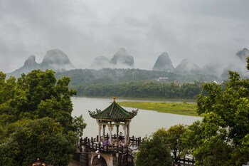 yangshuo riverview hotel