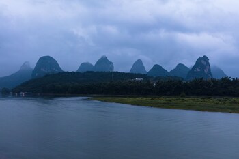 yangshuo riverview hotel