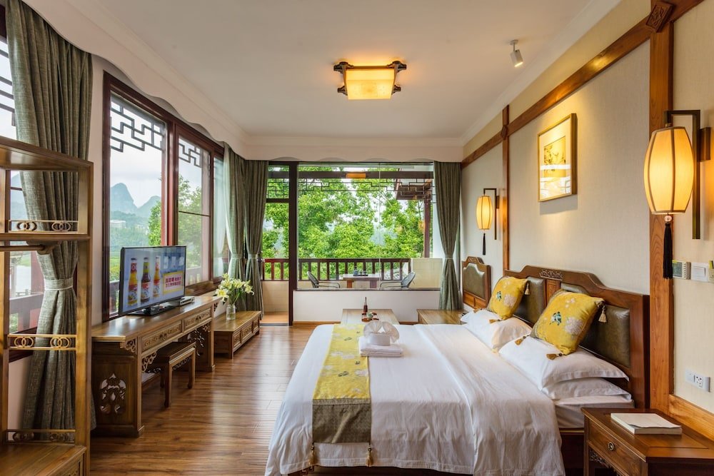 yangshuo riverview hotel