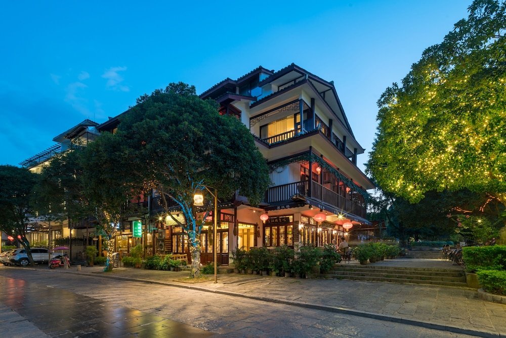 yangshuo riverview hotel