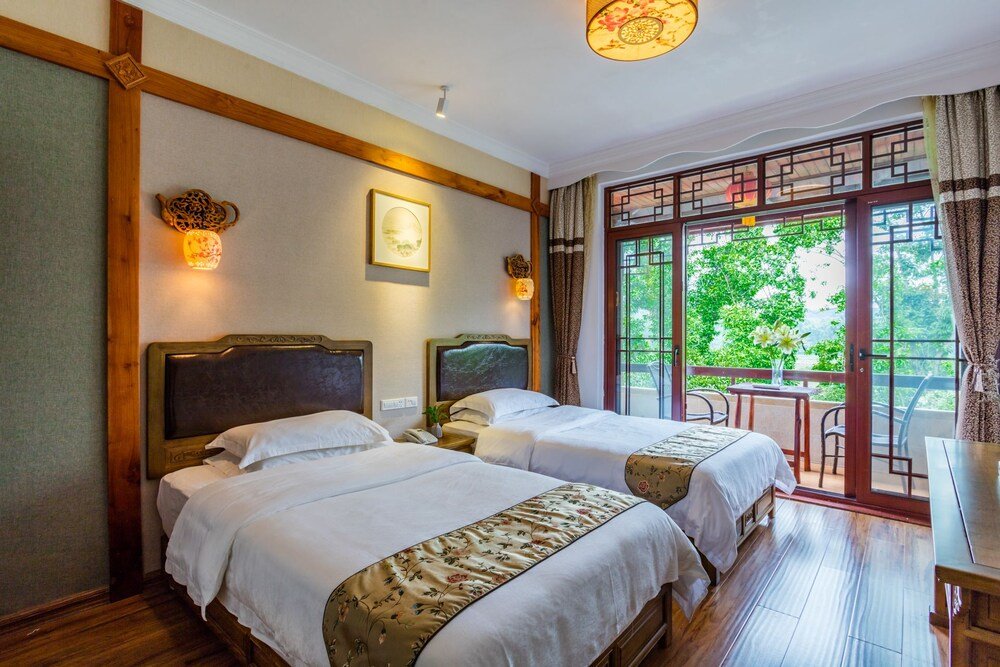 yangshuo riverview hotel