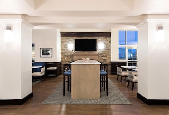 holiday inn express and suites east wichita i 35 andover