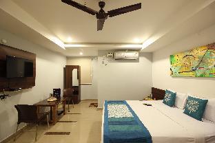 Hotel Mango Leaves,Suchitra Road,3 star