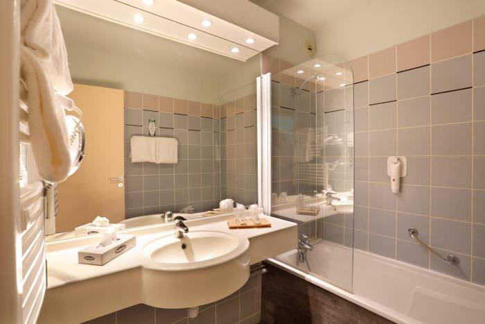 hotel du golf de lailette the originals relais qualys hotel