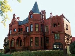 schuster mansion bed and breakfast