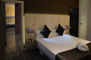 petit palace santa barbara