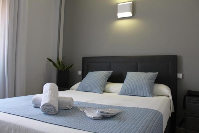 hotel barajas plaza madrid