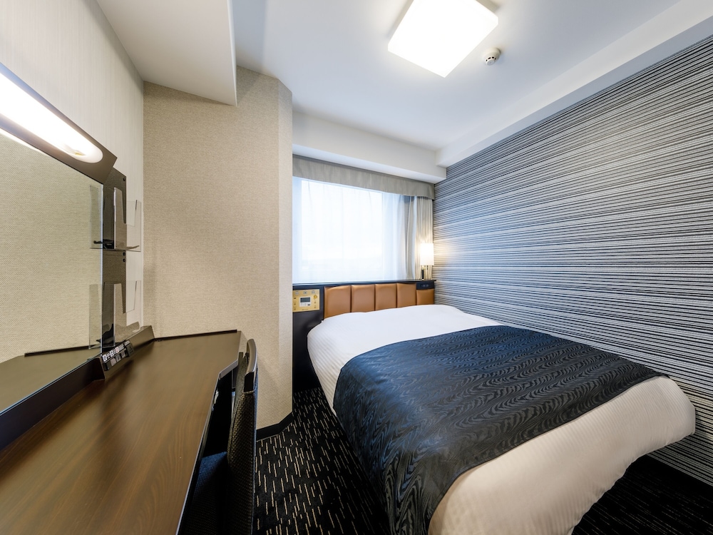 apahotel hakatagionekimae