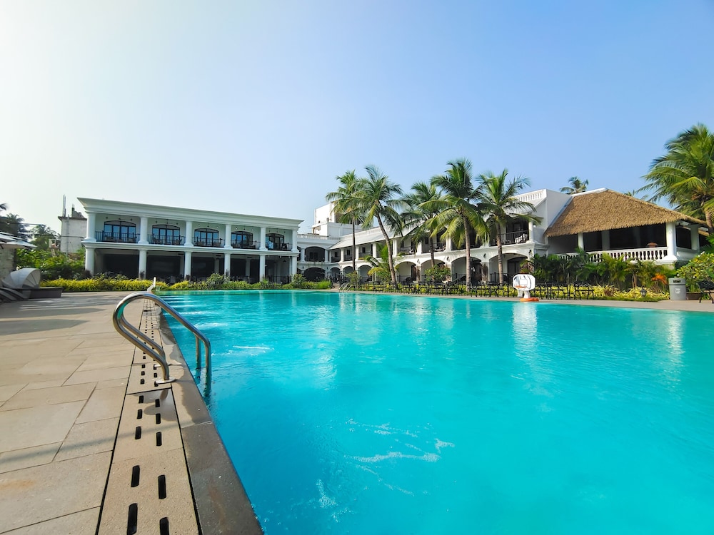 lagoon sarovar premiere resort pondicherry