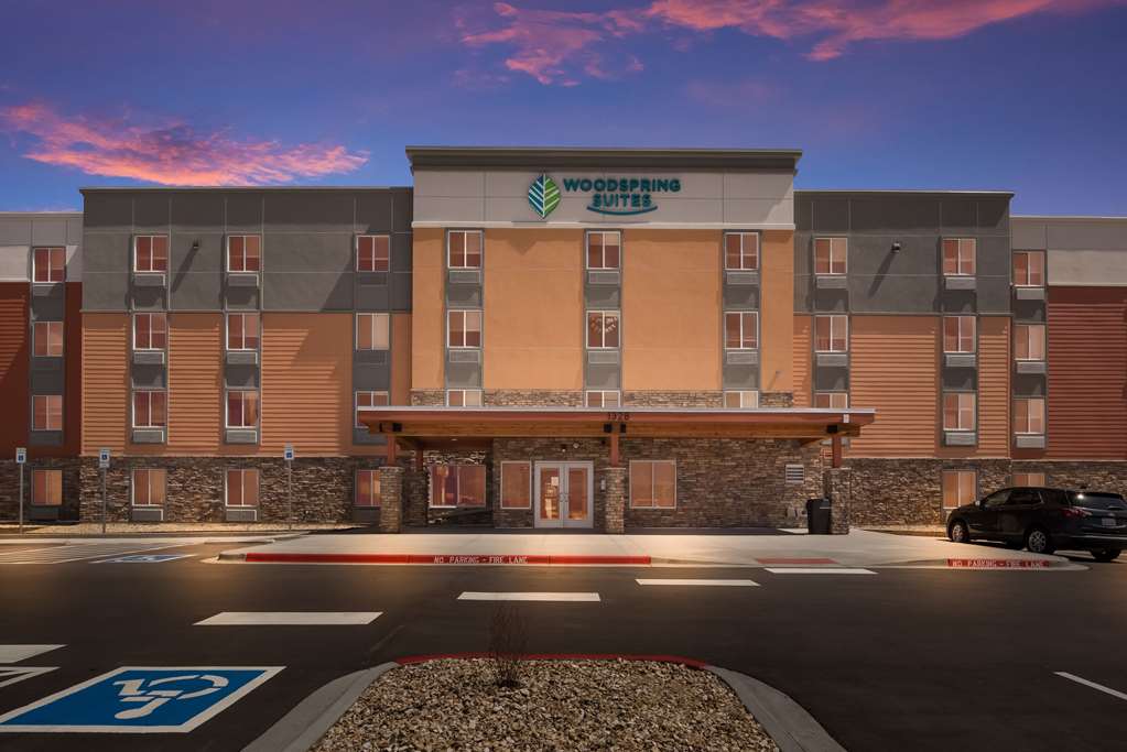 woodspring suites colorado springs north interquest commons
