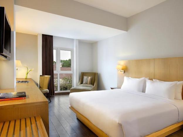 hotel santika mataram lombok