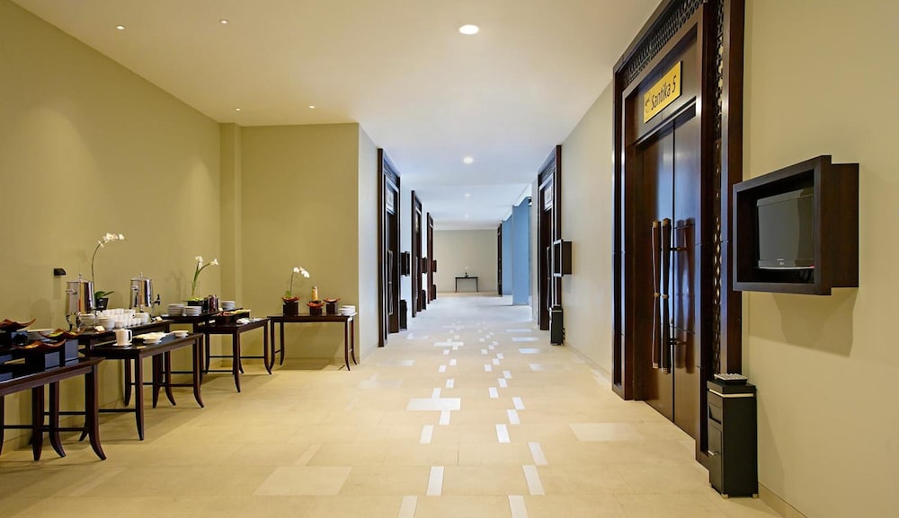hotel santika mataram lombok