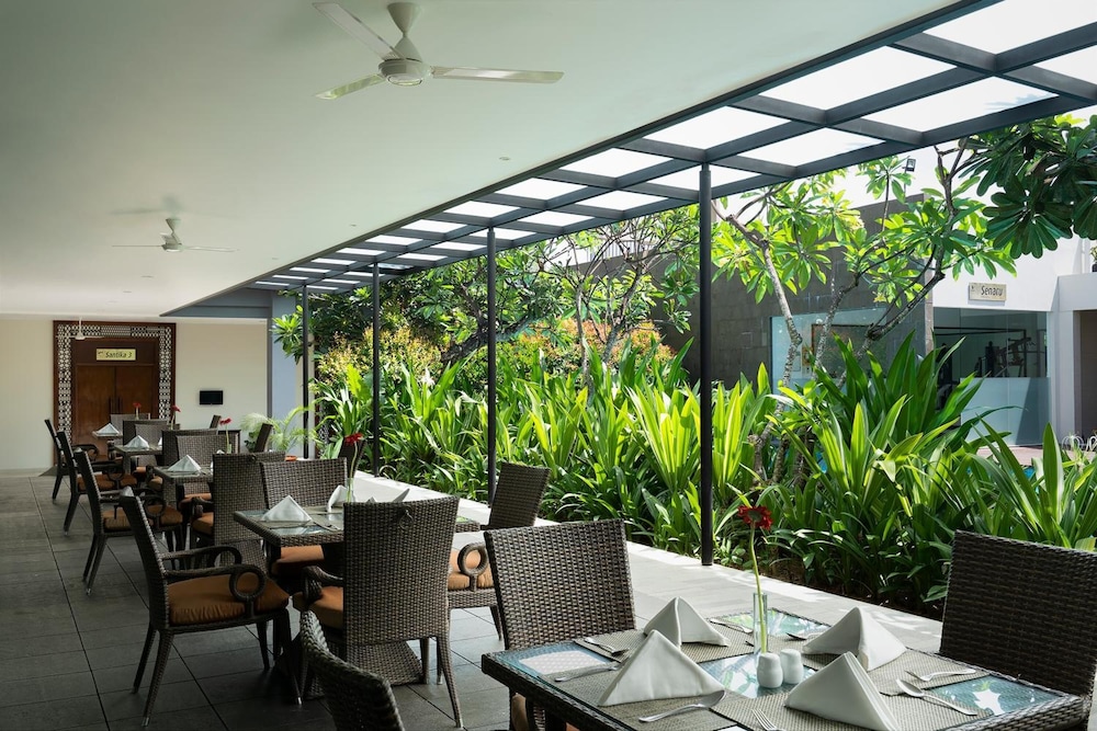 hotel santika mataram lombok
