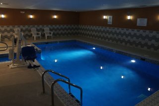 La Quinta Inn & Suites By Wyndham Montgomery,Montgomery>>Millbrook,3 star