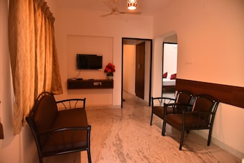 Kommiya Inn,Poondi>>Kumbakonam,3 star