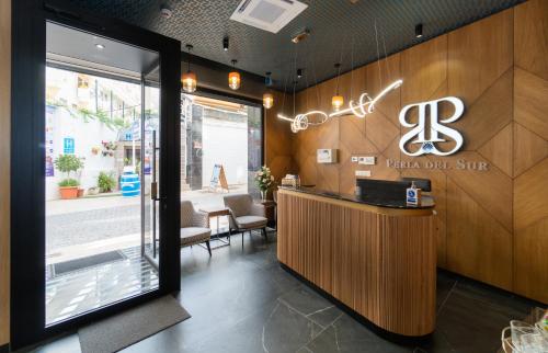 Hotel Perla Del Sur,,3 star