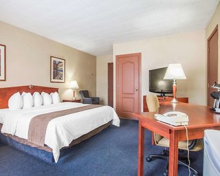 Hotel Danube Bleu,Quebec>>Forestville,2 star