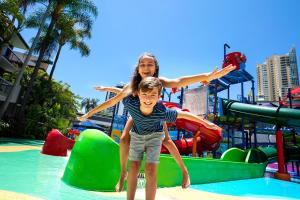 Paradise Resort Gold Coast,Carrara>>Brisbane,4 star