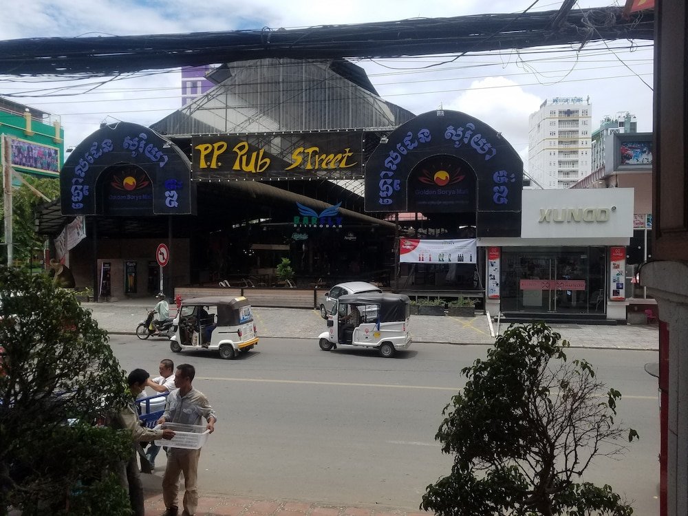 wei si deng hotel and restaurant