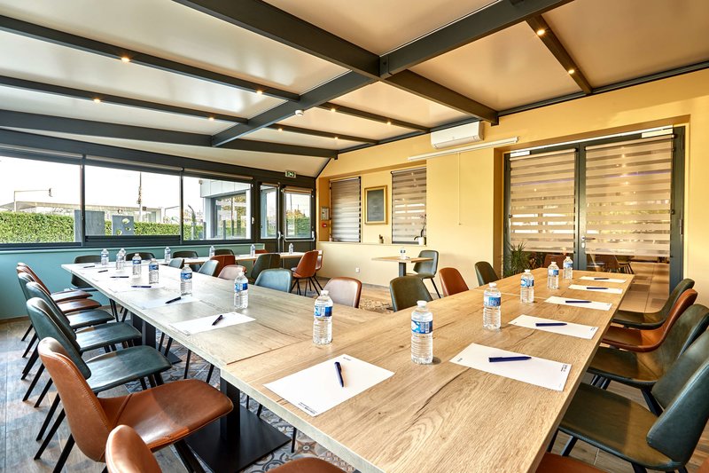 kyriad la roche sur yon