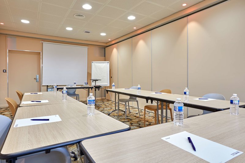 kyriad la roche sur yon