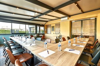 kyriad la roche sur yon