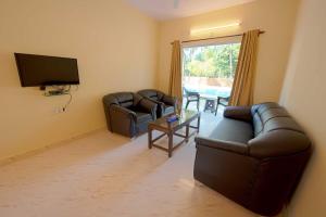 paloma de goa resort