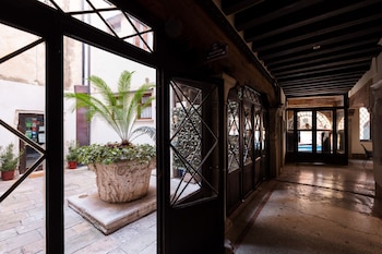 ca foscolo residence